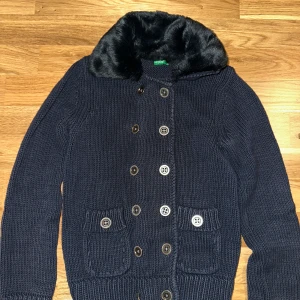 Päls cardigan med fodring - Päls cardigan med fordring, storlek xs, som ny inga defekter skriv vid intresse 