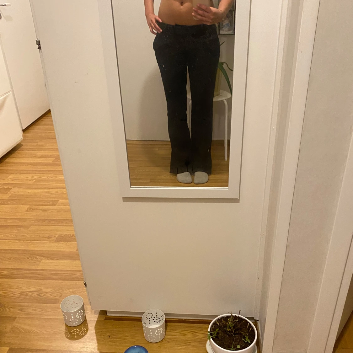 Svarta lågmidjade kostymbyxor  - 1