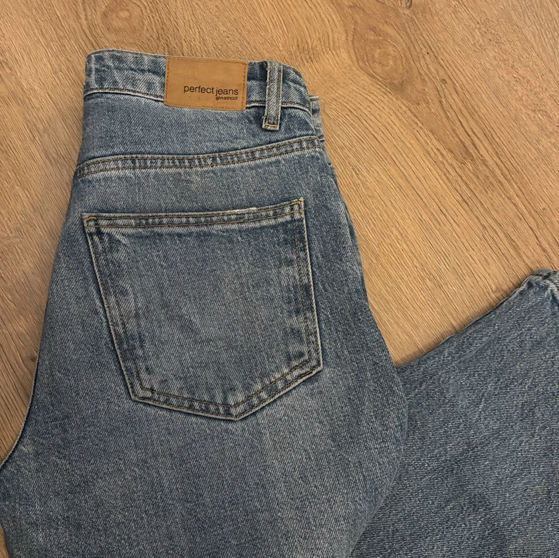 Blå jeans från Perfect Jeans (Gina tricot) - 3