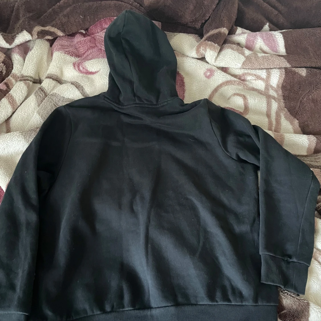 Svart hoodie från Puma - 1