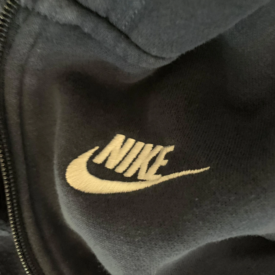 Svart hoodie från Nike - 1
