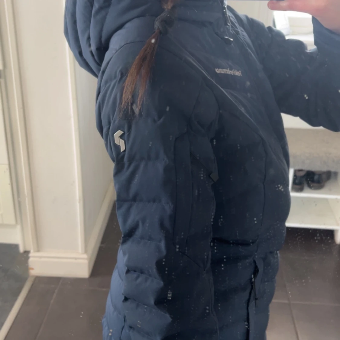 Mörkblå dunjacka från Peak Performance - 2