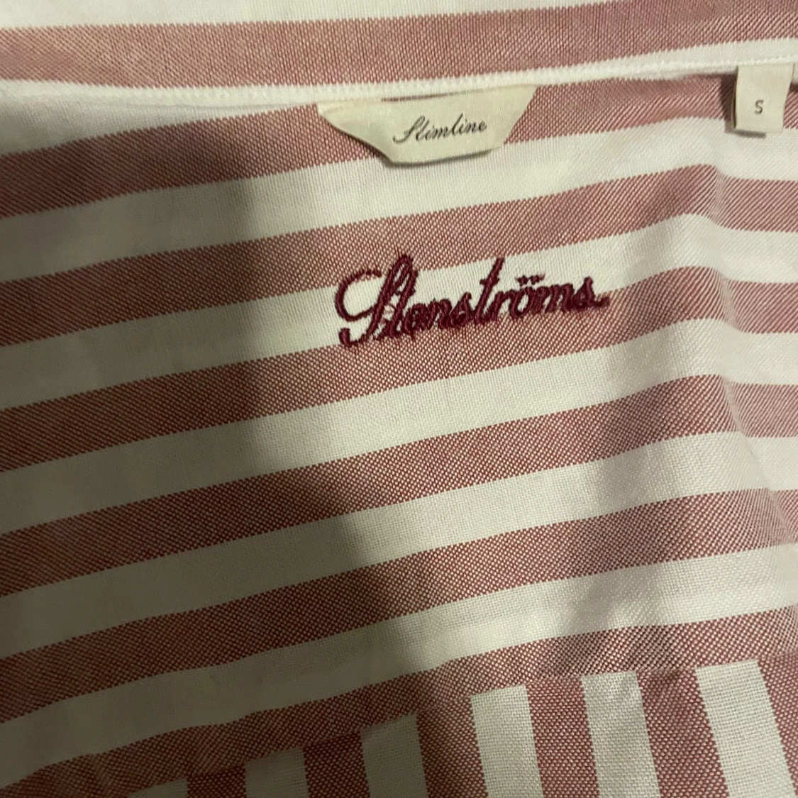 Röd stripad stenströms skjorta - 90