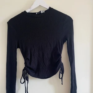 Tröja  - Tröja från nakd 