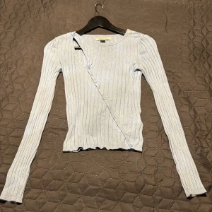 Blå tröja🦋 - En oanvänd blå tröja till vardagen! I storlek xs