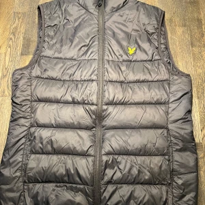 Lyle & Scott Vest - New 
