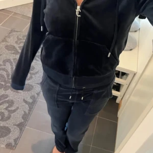 Juciy Couture byxor - Väldigt bra skick å inga defekter 💗