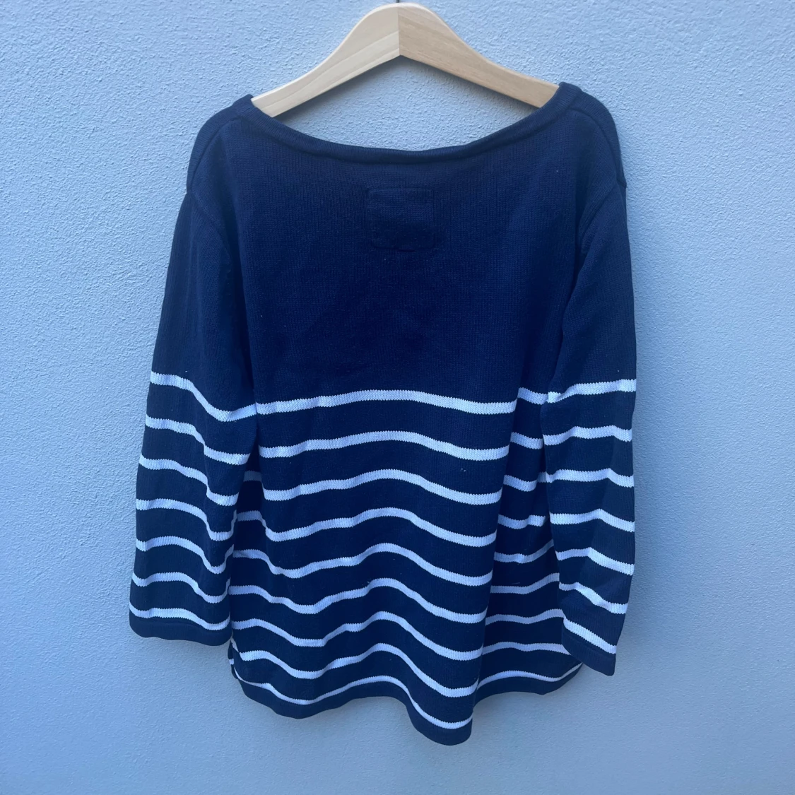 Mörkblå vit randig tröja - 90