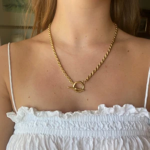 Guldhalsband - Guldplätterat halsband! Endast testad, så i väldigt fint skick! 