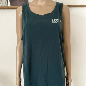 Linne enfärgat - Enligt bilder