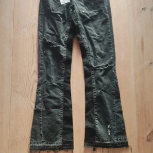 Flared boot cut jeans - Never been worn, selling because they don't fit me. Size Eur 36