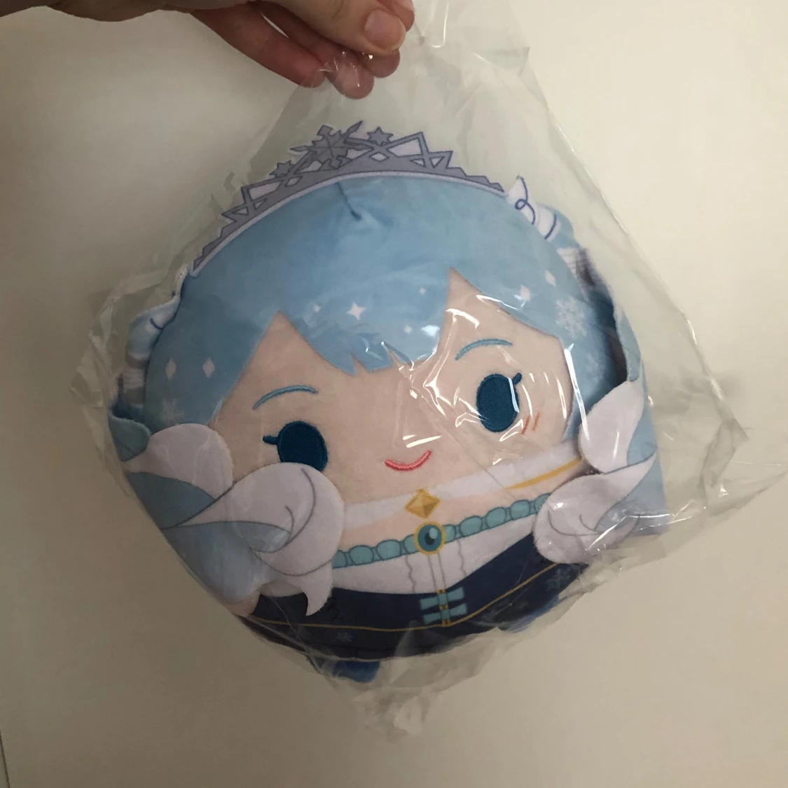 Hatsune Miku Snow Fuwa Kororini plush