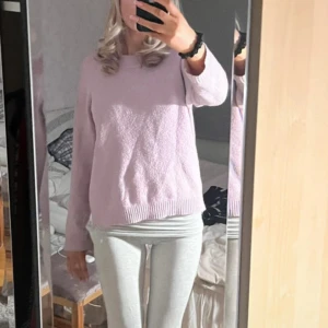 Stickad tröja - Jättefin rosa stickad tröja från veromoda💖