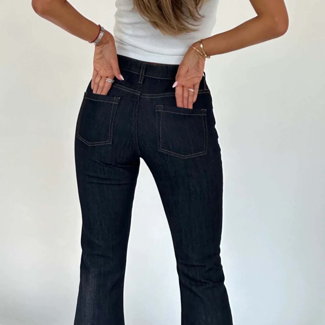 Mörkblå bootcut jeans - 2