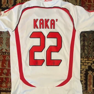 Kaka tröja - använd typ 2 gånger