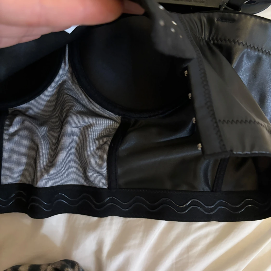 Leopard/latex korsett topp - 91