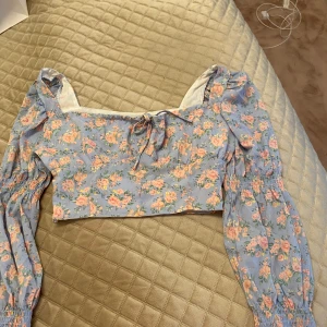 Topp - Sitter snyggt 