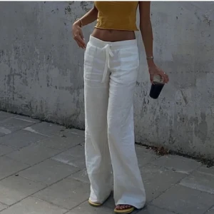 Alobha Label linnebyxor - Strl S. Sparsamt använda. Någon centimeter korta för mig som är 176 cm💕Gamla modellen!!