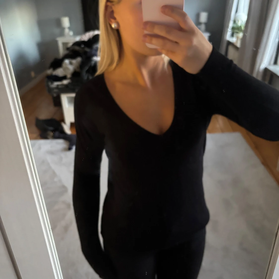 Tunn stickad tröja - 1