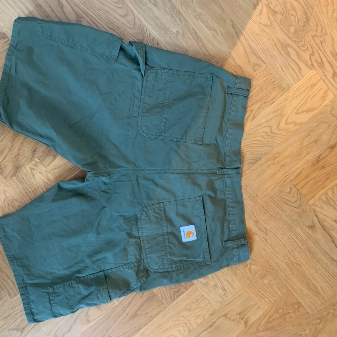 Gröna shorts från Carhartt WIP - 90