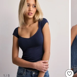 Nelly tröja - Beställde fel storlek därför säljer jag. Helt oanvänd. 