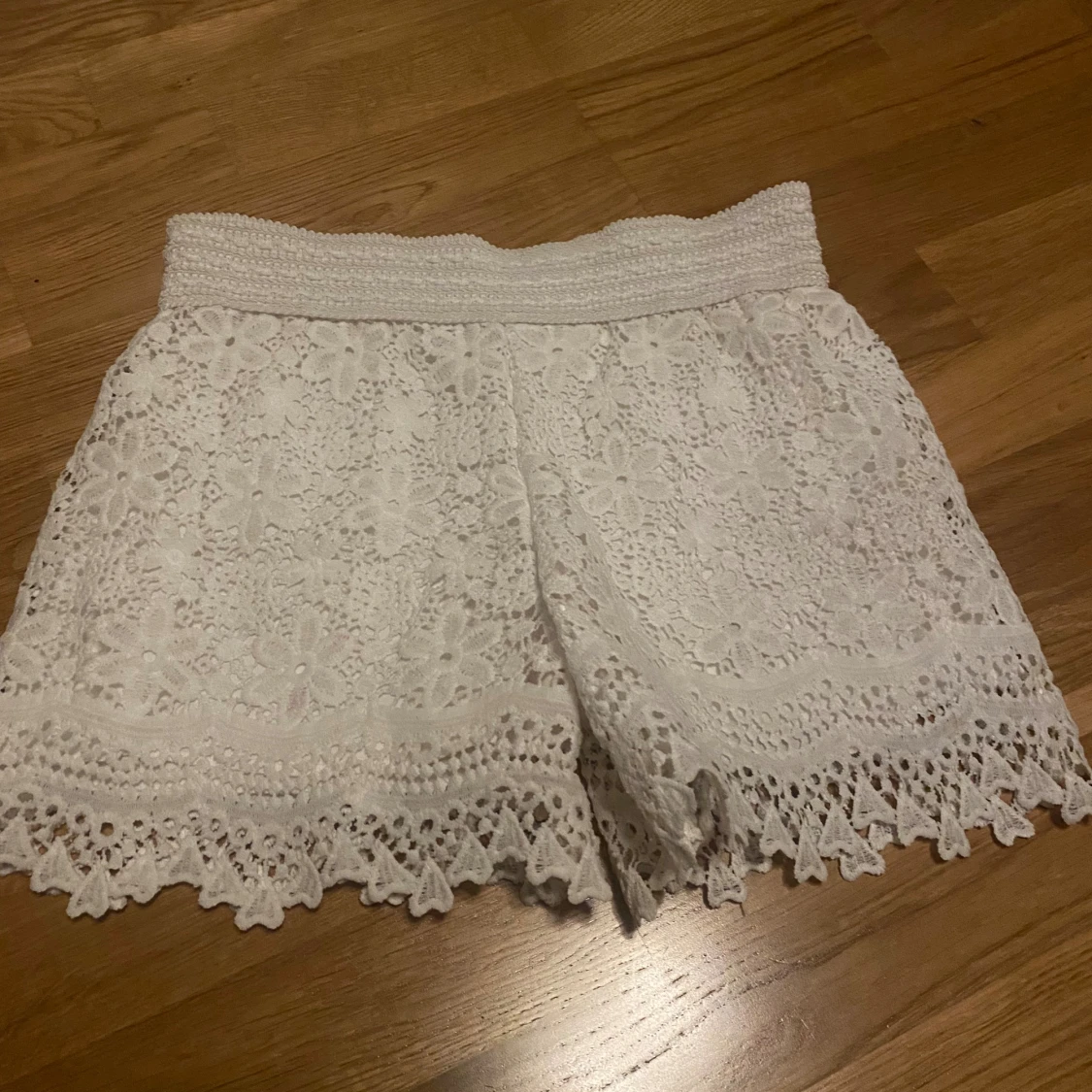 Vita spetsshorts  - 90