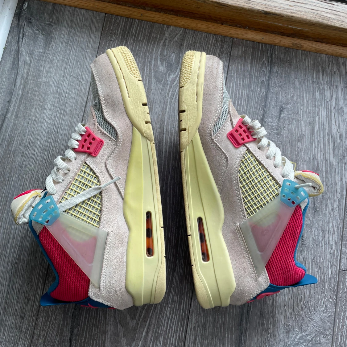 Jordan 4 union guava ice - 92