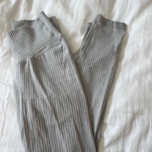 Aim’n tights - Ribbade tights från Aim’n i storlek XS Mycket fint skick!  Nypris 599kr