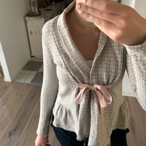 Odd Molly kofta  - Söt Odd Molly kofta aldrig använd💗 Storlek 0 vilket motsvarar xs-s