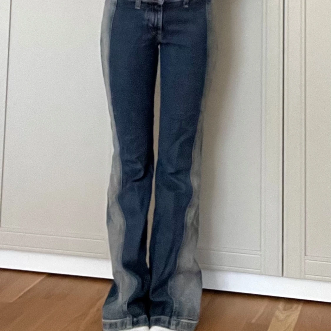 Utsvängda jeans
