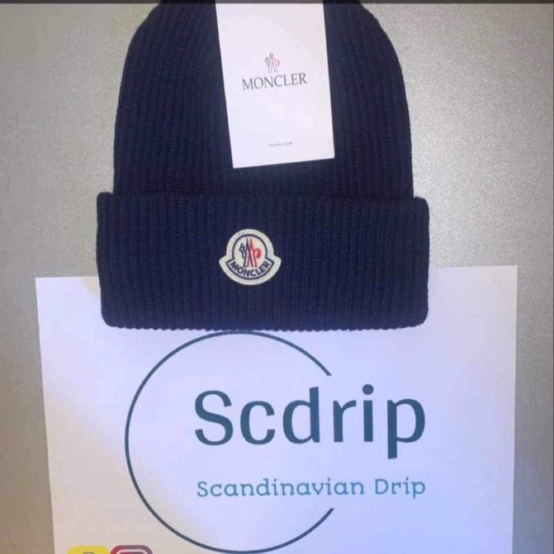 Marinblå Moncler Mössa