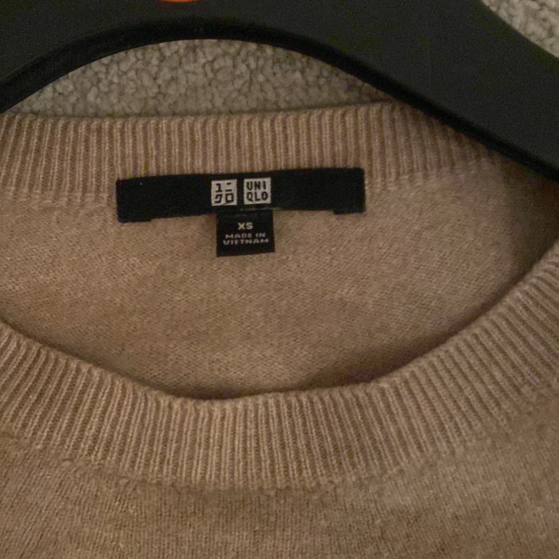 Beige kashmirtröja från Uniqlo - 91