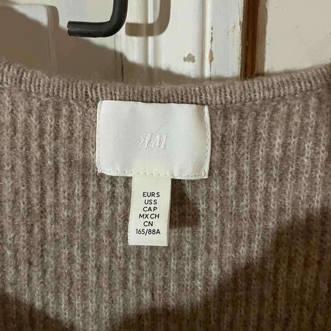 Beige stickad klänning från H&M - 91