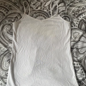 Vit linne - Ett basic och jätte skönt vit linne