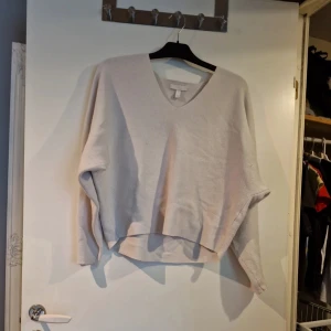 Tröja  - Fint skick. 