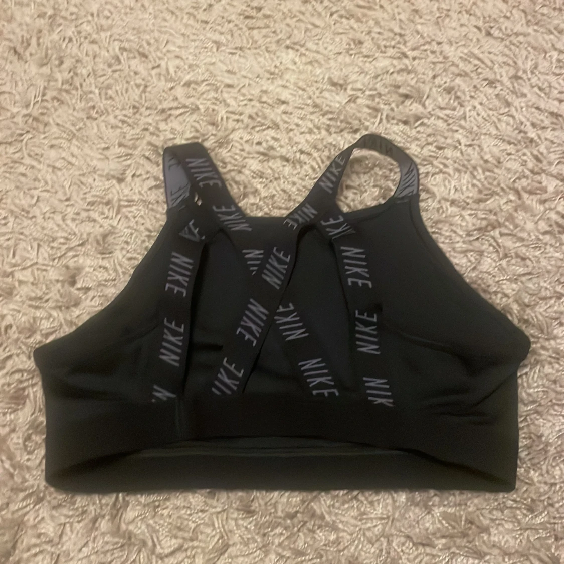 Nike sport-bh  - 90