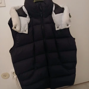 Moose knuckles - Bra skick anvämd endast 1 vinter/höst