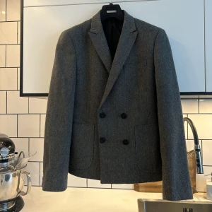 Blazer - Grå oversized blazer/ kappa i ull skit snygg till hösten och till utgång!