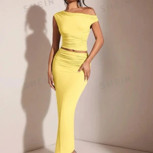 Set - Oanvänd  Stl xs/s Köparen står för frakten 