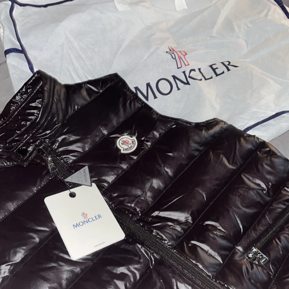 Moncler gui väst - 90