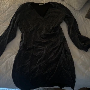 Klänning - Klänning från Aware storlek XL Buda gärna