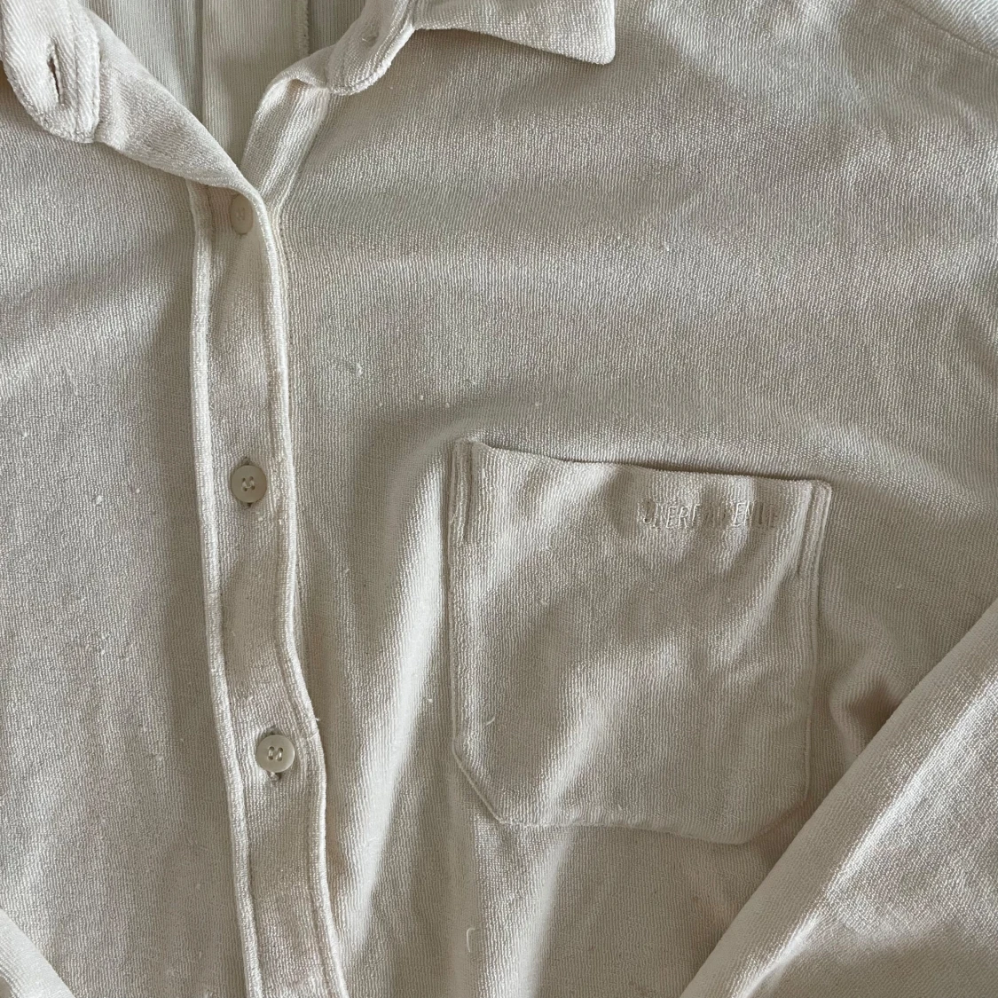 Djerf Avenue Terry On The Go Shirt Cream - 92