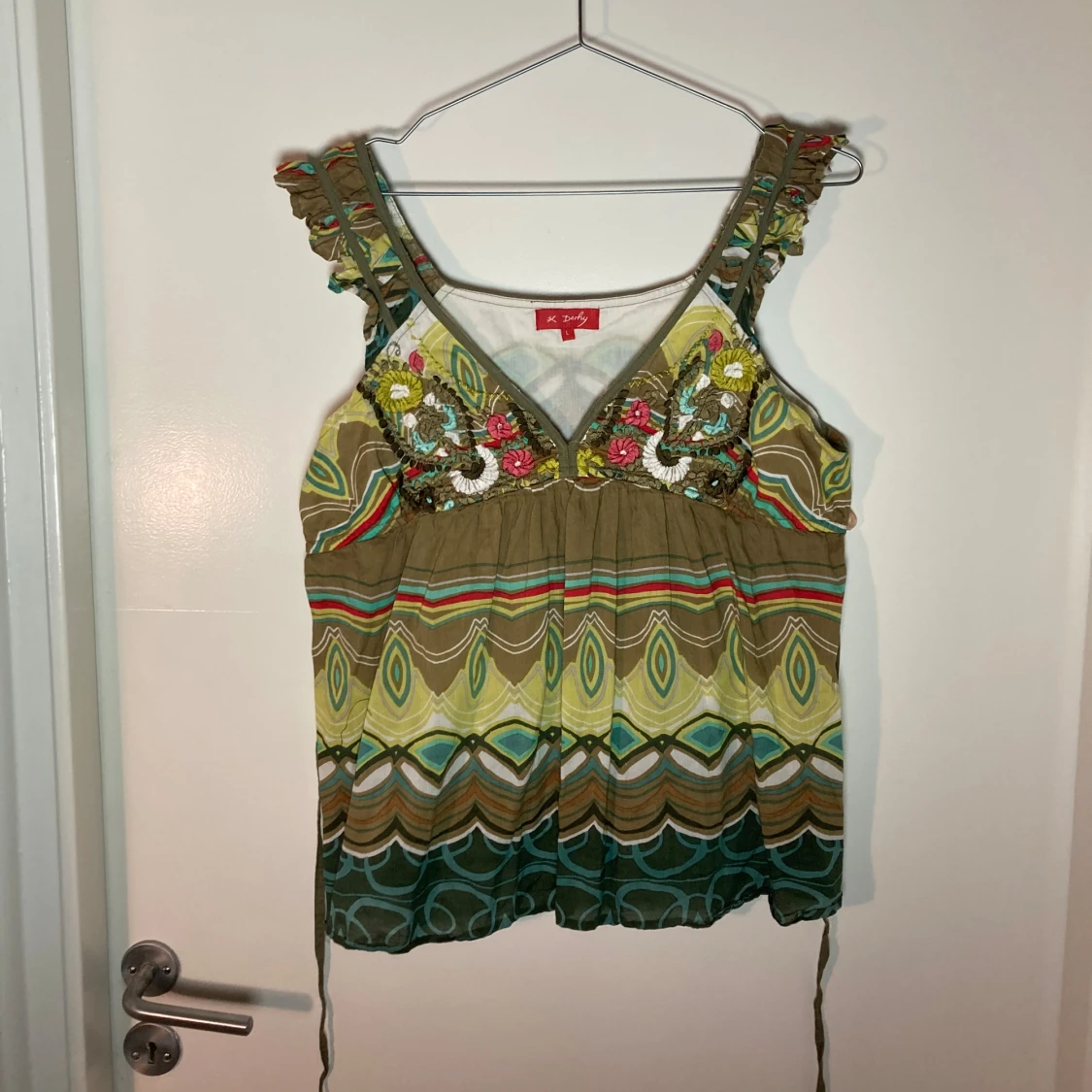 Knytbar justerbar grön blus med tryck och broderade detaljer - 91