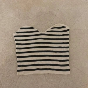 Topp - Randig bandeau topp 💕