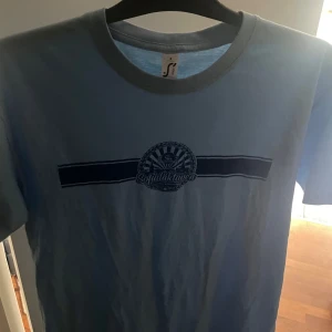Djurgården tröja - Sofialäktaren tisha från värnamo borta. Storlek M men den passar S med. 