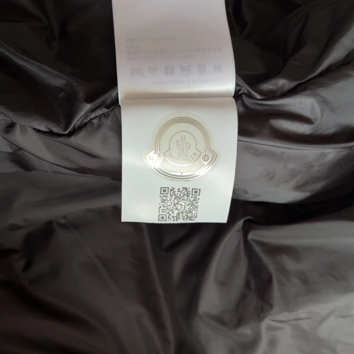 Moncler Otanes dunväst storlek 2/Medium  - 2