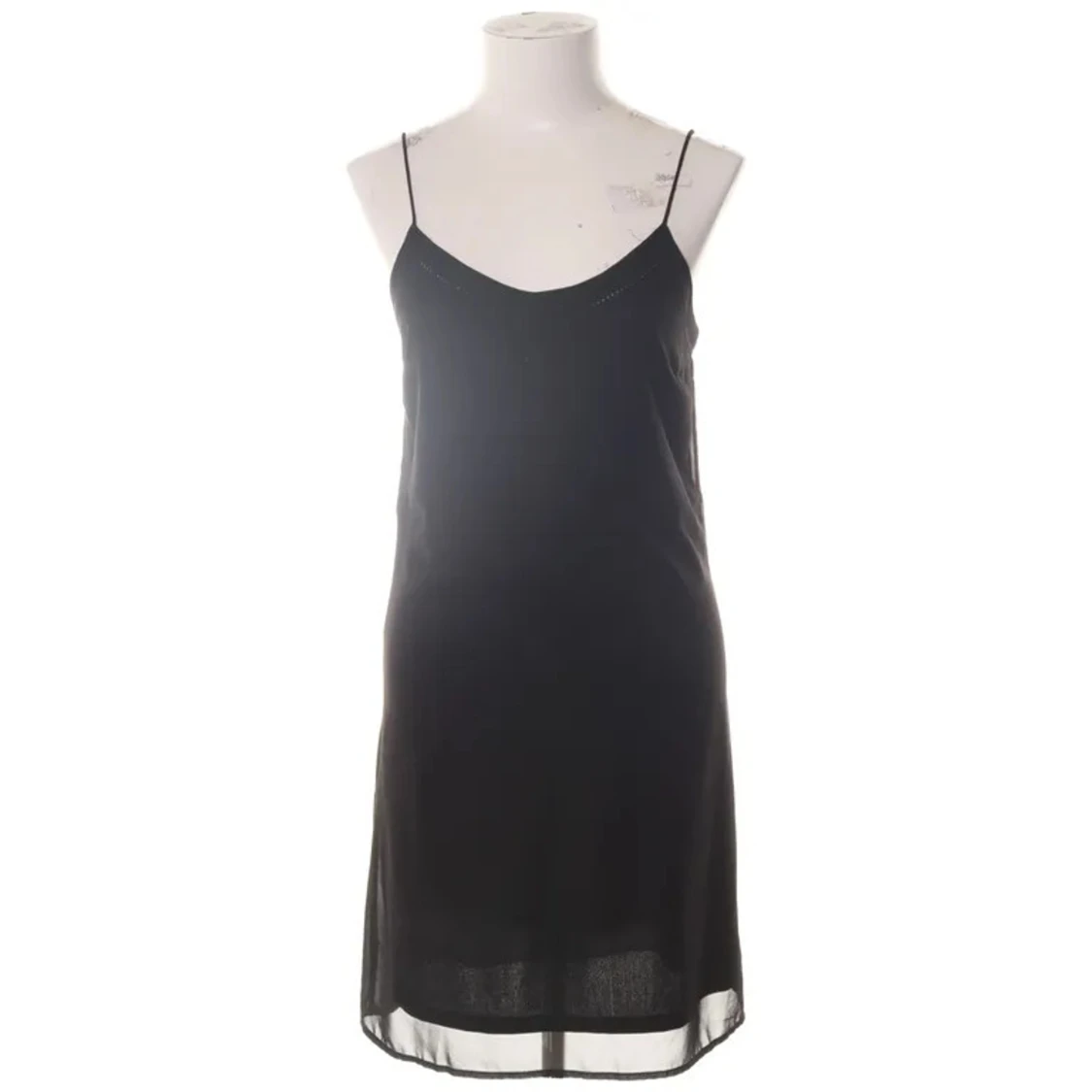 Svart slipklänning från Vero Moda XS