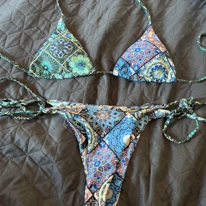 Triangel bikini  - Snygg triangel bikini i storlek S. 