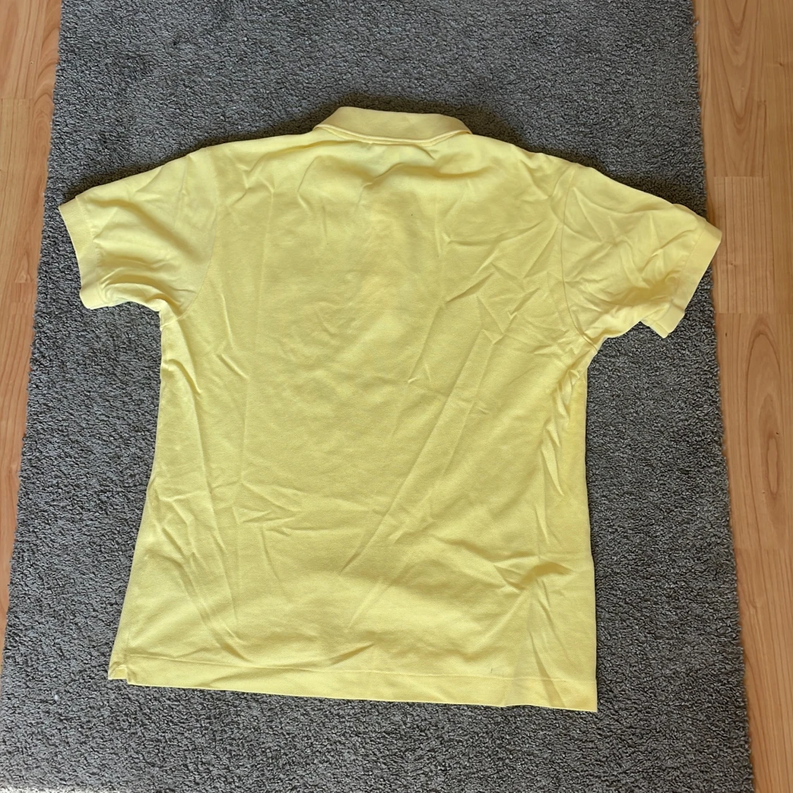 Gul pikétröja från Lacoste, M - 3