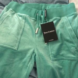 Mjukisbyxor Juicy Couture - Mjukisbyxor från Juicy Couture. Storlek Xs. Aldrig använda 💕